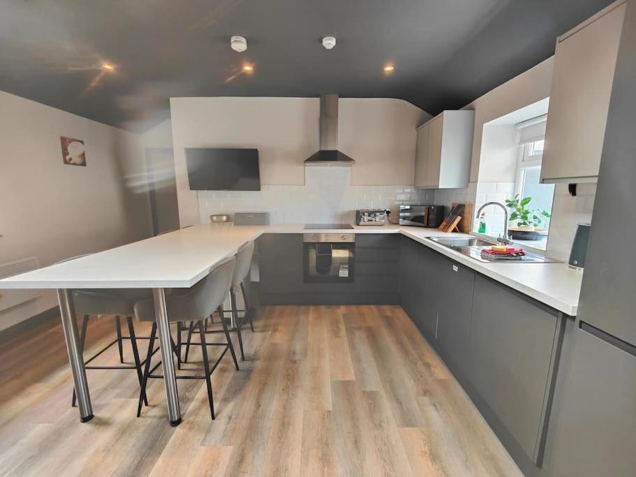 Sloane Modern 2 Bedroom Seafront Apartment Blackpool Extérieur photo